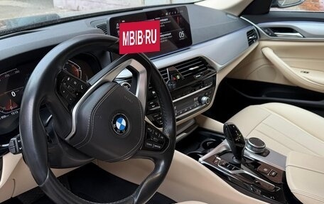 BMW 5 серия, 2021 год, 5 700 000 рублей, 6 фотография