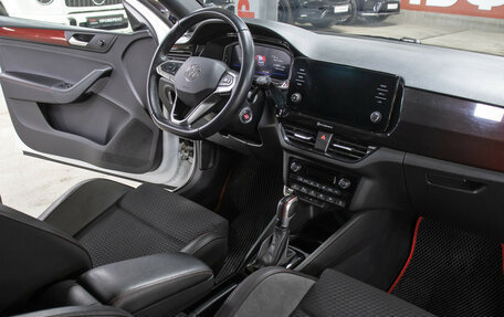 Volkswagen Polo VI (EU Market), 2022 год, 1 698 000 рублей, 11 фотография