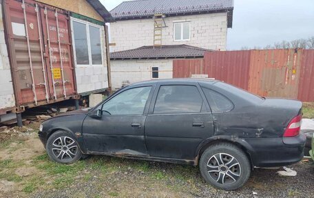 Opel Vectra B рестайлинг, 1998 год, 130 000 рублей, 3 фотография