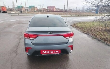 KIA Rio IV, 2018 год, 1 400 000 рублей, 2 фотография