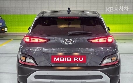 Hyundai Kona, 2023 год, 1 842 000 рублей, 2 фотография