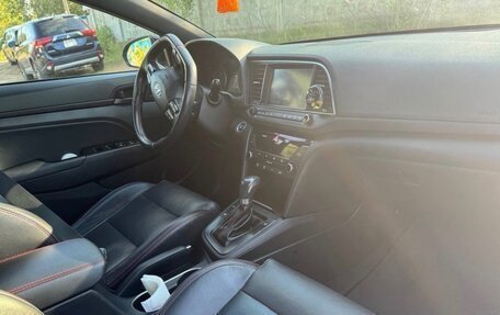 Hyundai Elantra VI рестайлинг, 2016 год, 1 600 000 рублей, 6 фотография