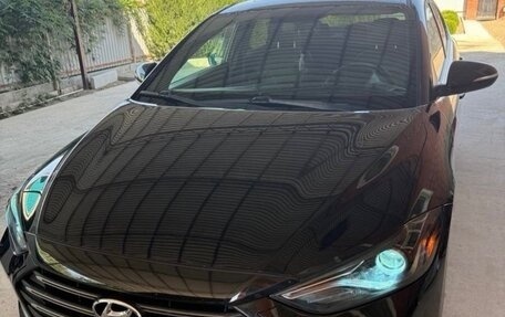 Hyundai Elantra VI рестайлинг, 2016 год, 1 600 000 рублей, 12 фотография