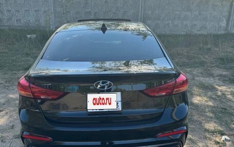 Hyundai Elantra VI рестайлинг, 2016 год, 1 600 000 рублей, 10 фотография