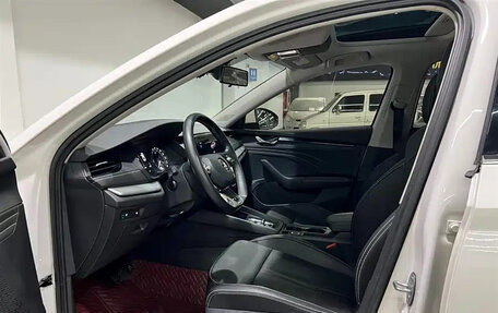 Skoda Octavia IV, 2022 год, 1 960 911 рублей, 8 фотография