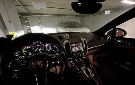 Porsche Cayenne III, 2015 год, 3 900 000 рублей, 2 фотография