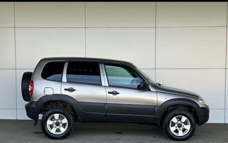 Chevrolet Niva I рестайлинг, 2019 год, 780 000 рублей, 4 фотография