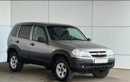 Chevrolet Niva I рестайлинг, 2019 год, 780 000 рублей, 3 фотография