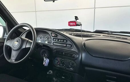 Chevrolet Niva I рестайлинг, 2019 год, 780 000 рублей, 10 фотография