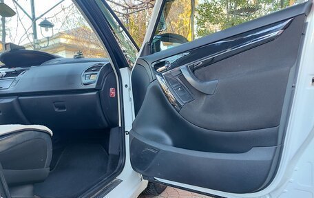 Citroen C4 Picasso II рестайлинг, 2012 год, 780 000 рублей, 10 фотография