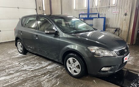 KIA cee'd I рестайлинг, 2010 год, 800 000 рублей, 14 фотография
