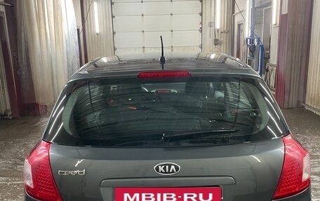 KIA cee'd I рестайлинг, 2010 год, 800 000 рублей, 11 фотография