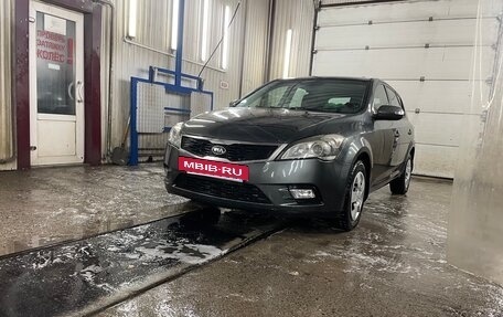 KIA cee'd I рестайлинг, 2010 год, 800 000 рублей, 7 фотография