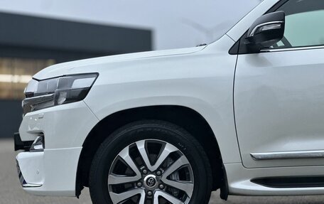 Toyota Land Cruiser 200, 2017 год, 6 700 000 рублей, 10 фотография