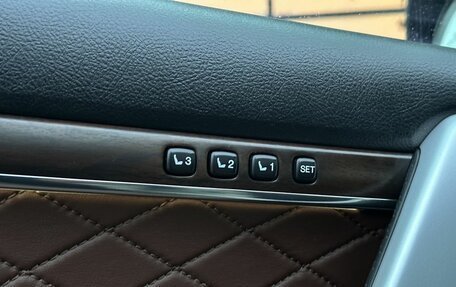 Toyota Land Cruiser 200, 2017 год, 6 700 000 рублей, 26 фотография