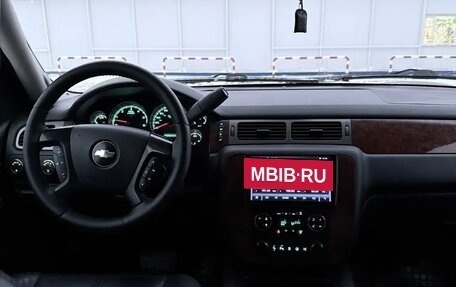 Chevrolet Tahoe III, 2008 год, 1 850 000 рублей, 3 фотография