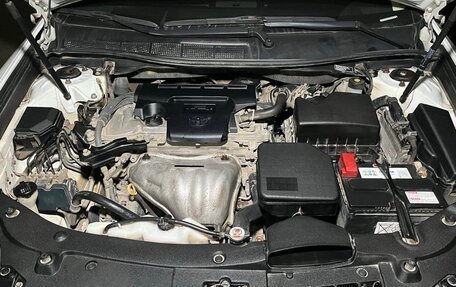 Toyota Camry, 2017 год, 2 300 000 рублей, 5 фотография