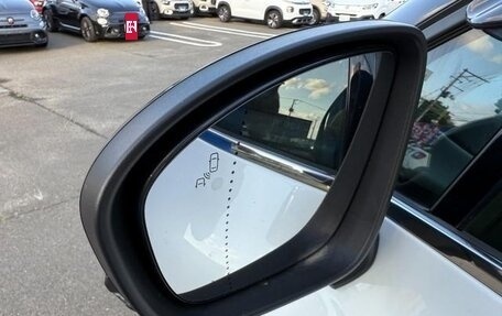 Renault Captur II, 2023 год, 1 820 000 рублей, 8 фотография