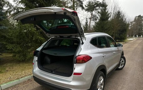 Hyundai Tucson III, 2019 год, 2 240 000 рублей, 8 фотография