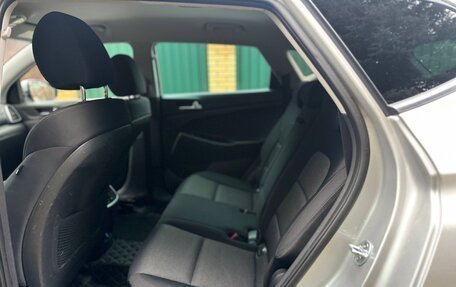 Hyundai Tucson III, 2019 год, 2 240 000 рублей, 18 фотография