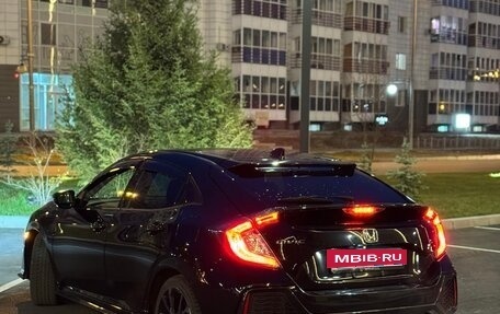 Honda Civic IX, 2018 год, 1 665 000 рублей, 16 фотография