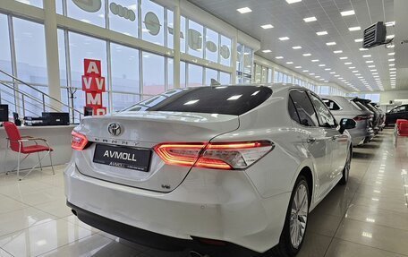 Toyota Camry, 2019 год, 2 835 000 рублей, 10 фотография