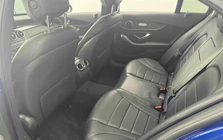 Mercedes-Benz C-Класс, 2017 год, 1 750 000 рублей, 15 фотография