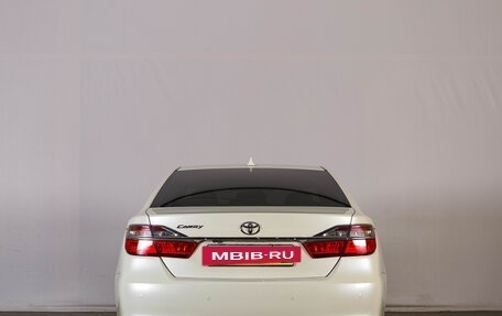 Toyota Camry, 2017 год, 2 659 000 рублей, 6 фотография