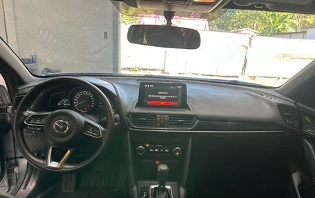 Mazda CX-4, 2022 год, 1 900 000 рублей, 8 фотография