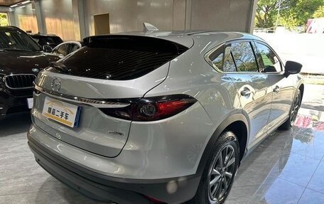 Mazda CX-4, 2022 год, 1 900 000 рублей, 4 фотография