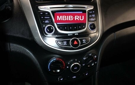 Hyundai Solaris II рестайлинг, 2011 год, 657 000 рублей, 13 фотография