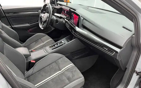 Volkswagen Golf VIII, 2021 год, 2 060 586 рублей, 15 фотография