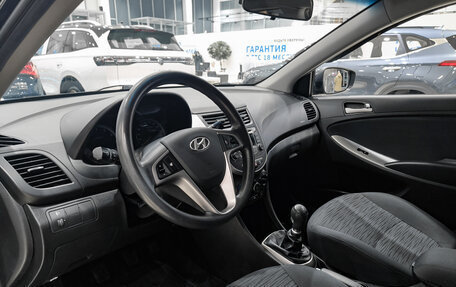 Hyundai Solaris II рестайлинг, 2014 год, 899 000 рублей, 20 фотография