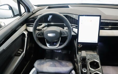 Geely Atlas, 2025 год, 3 918 000 рублей, 17 фотография