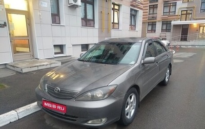 Toyota Camry V40, 2002 год, 780 000 рублей, 1 фотография