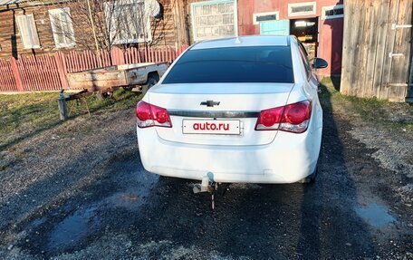 Chevrolet Cruze II, 2011 год, 680 000 рублей, 8 фотография