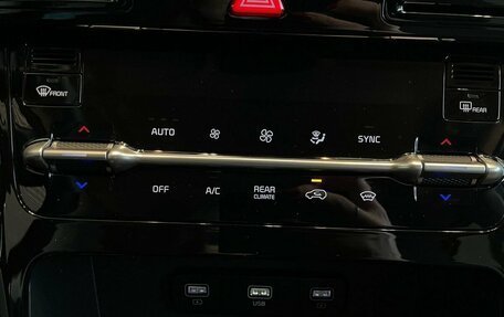 KIA Carnival, 2025 год, 6 890 000 рублей, 13 фотография