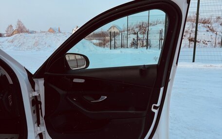 Mercedes-Benz C-Класс, 2017 год, 2 200 000 рублей, 22 фотография