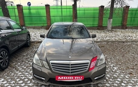 Mercedes-Benz E-Класс, 2013 год, 1 790 000 рублей, 4 фотография