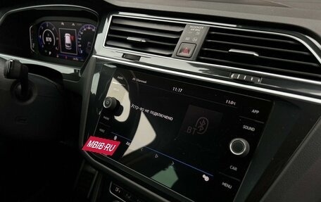 Volkswagen Tiguan II, 2020 год, 2 300 000 рублей, 10 фотография