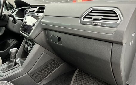 Volkswagen Tiguan II, 2020 год, 2 300 000 рублей, 28 фотография