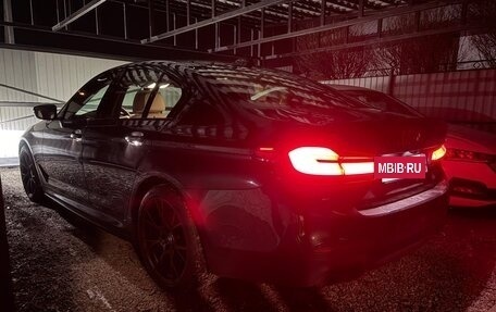 BMW 5 серия, 2018 год, 4 700 000 рублей, 2 фотография