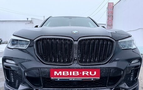 BMW X5, 2019 год, 5 600 000 рублей, 2 фотография