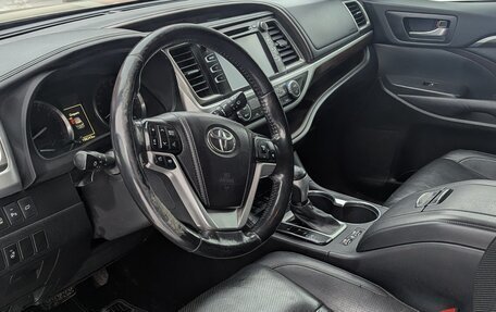 Toyota Highlander III, 2014 год, 3 200 000 рублей, 5 фотография