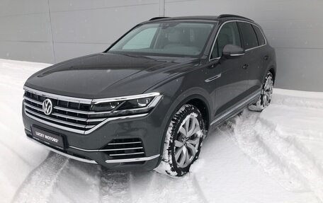Volkswagen Touareg III, 2019 год, 5 294 000 рублей, 3 фотография