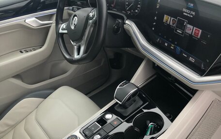 Volkswagen Touareg III, 2019 год, 5 294 000 рублей, 17 фотография