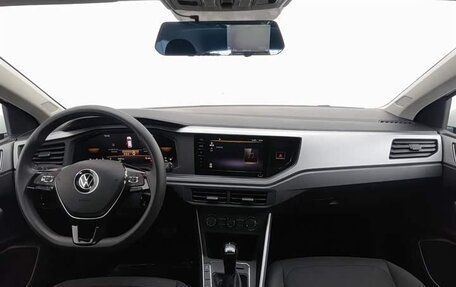 Volkswagen Polo, 2023 год, 1 500 000 рублей, 5 фотография