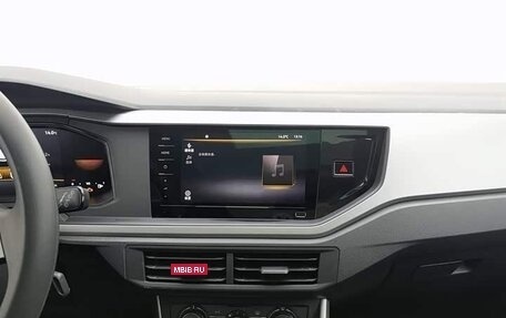 Volkswagen Polo, 2023 год, 1 500 000 рублей, 12 фотография