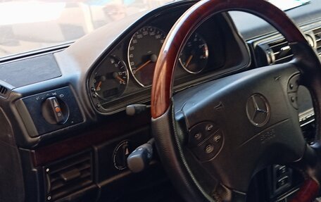 Mercedes-Benz G-Класс W463 рестайлинг _ii, 1999 год, 1 600 000 рублей, 5 фотография