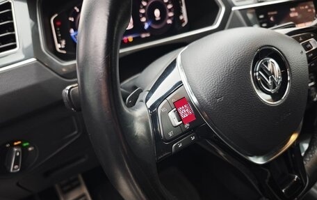 Volkswagen Tiguan II, 2019 год, 2 350 000 рублей, 14 фотография